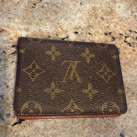 LOUIS VUITTON ID CARD HOLDER w/COA - Picture 6 of 11